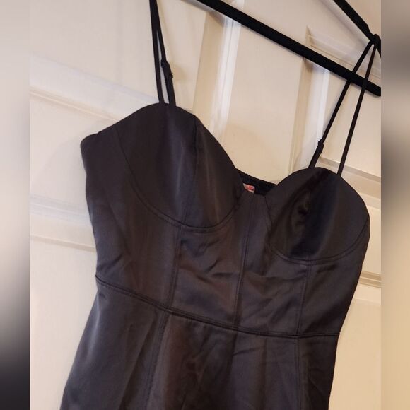 NWT Urban Outfitters black satin silk feel sleeveless mini dress L - Picture 3 of 5